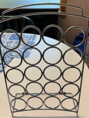 CHROME METAL POD COFFEE HOLDER